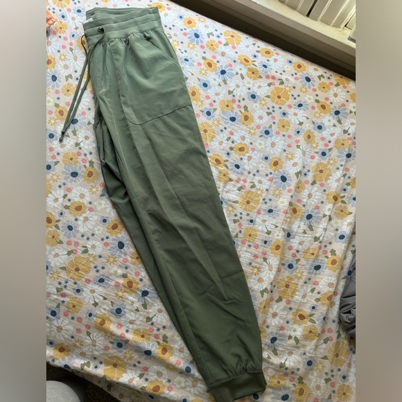 Womens scrubs - Picture 2 of 2